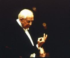 German conductor Wand dies at 90
